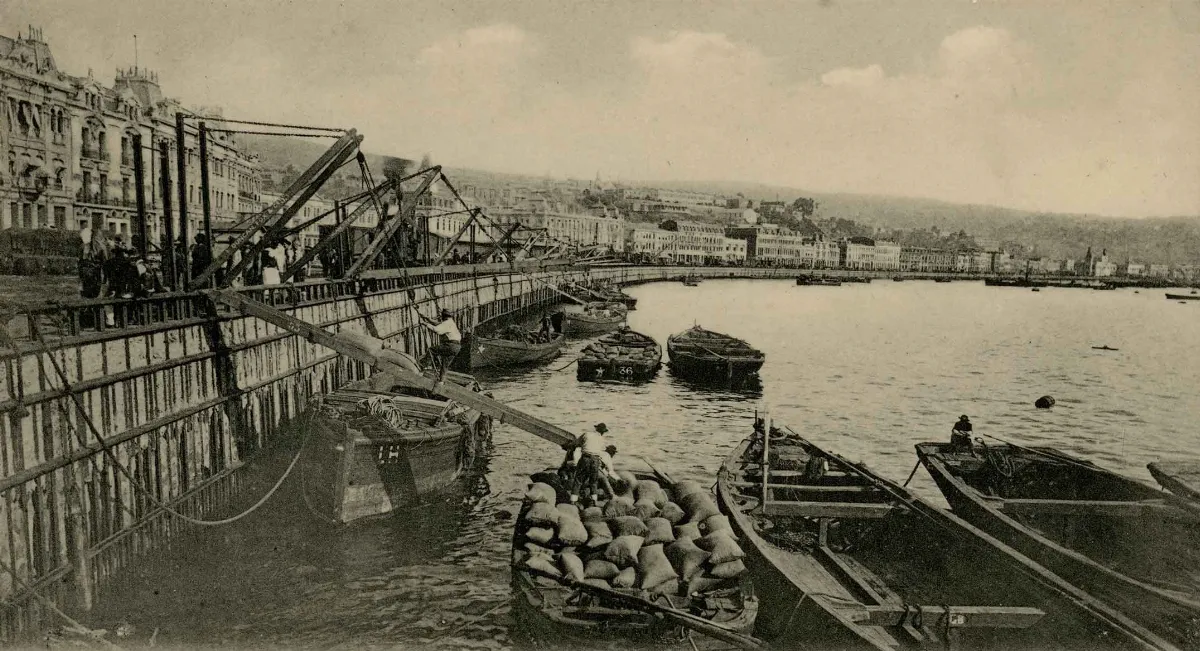 Malecón de Valparaíso en 1905 — 1905 | Chile de Ayer