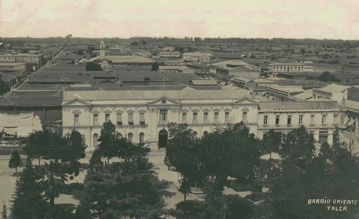 Barrio oriente de Talca ca. 1920 — 1920 | Chile de Ayer