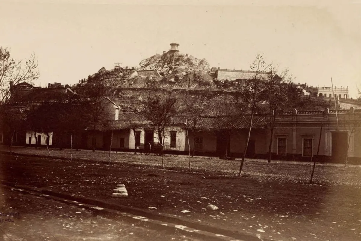 Cerro Santa Lucía, Julio de 1874 — 1874 | Chile de Ayer