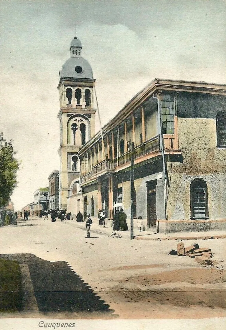 Calle Catedral,Cauquenes en 1914 — Iglesia de San Pedro de Cauquenes — 1914 | Chile de Ayer