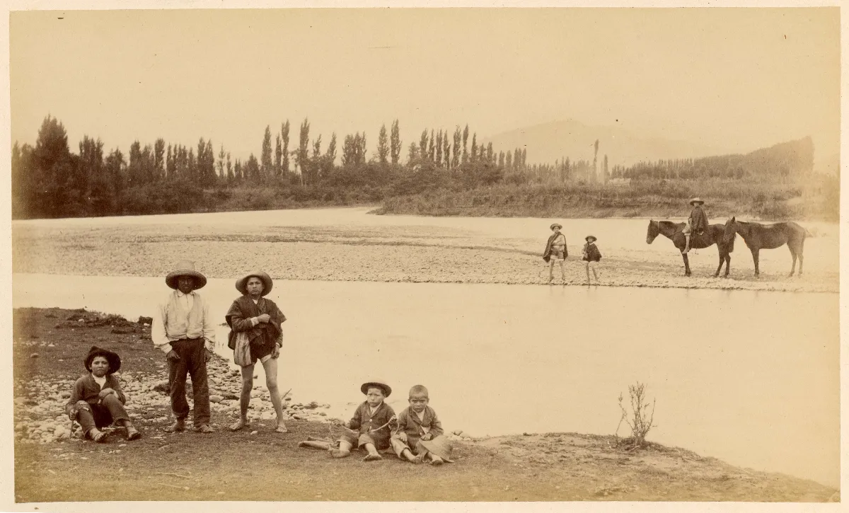 Personas a las orillas de un río, 1888 — Limache — 1888 | Chile de Ayer
