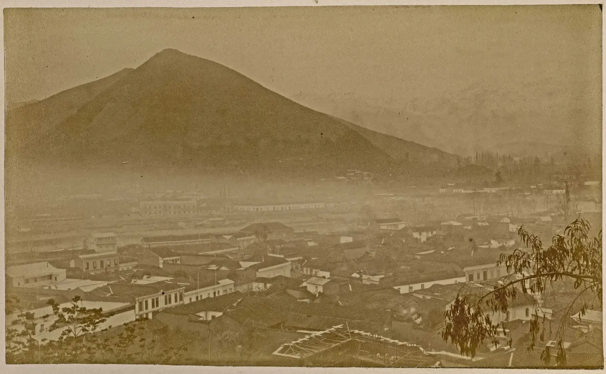 Vista de Santiago desde el Cerro Santa Lucía, 1888 — Cerro Santa Lucía — 1888 | Chile de Ayer