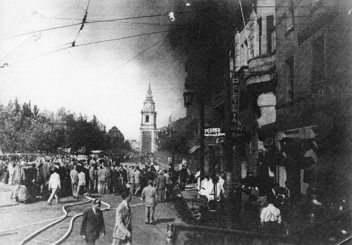incendio Santiago Centro, 1948 — Alameda de las Delicias — 1948 | Chile de Ayer