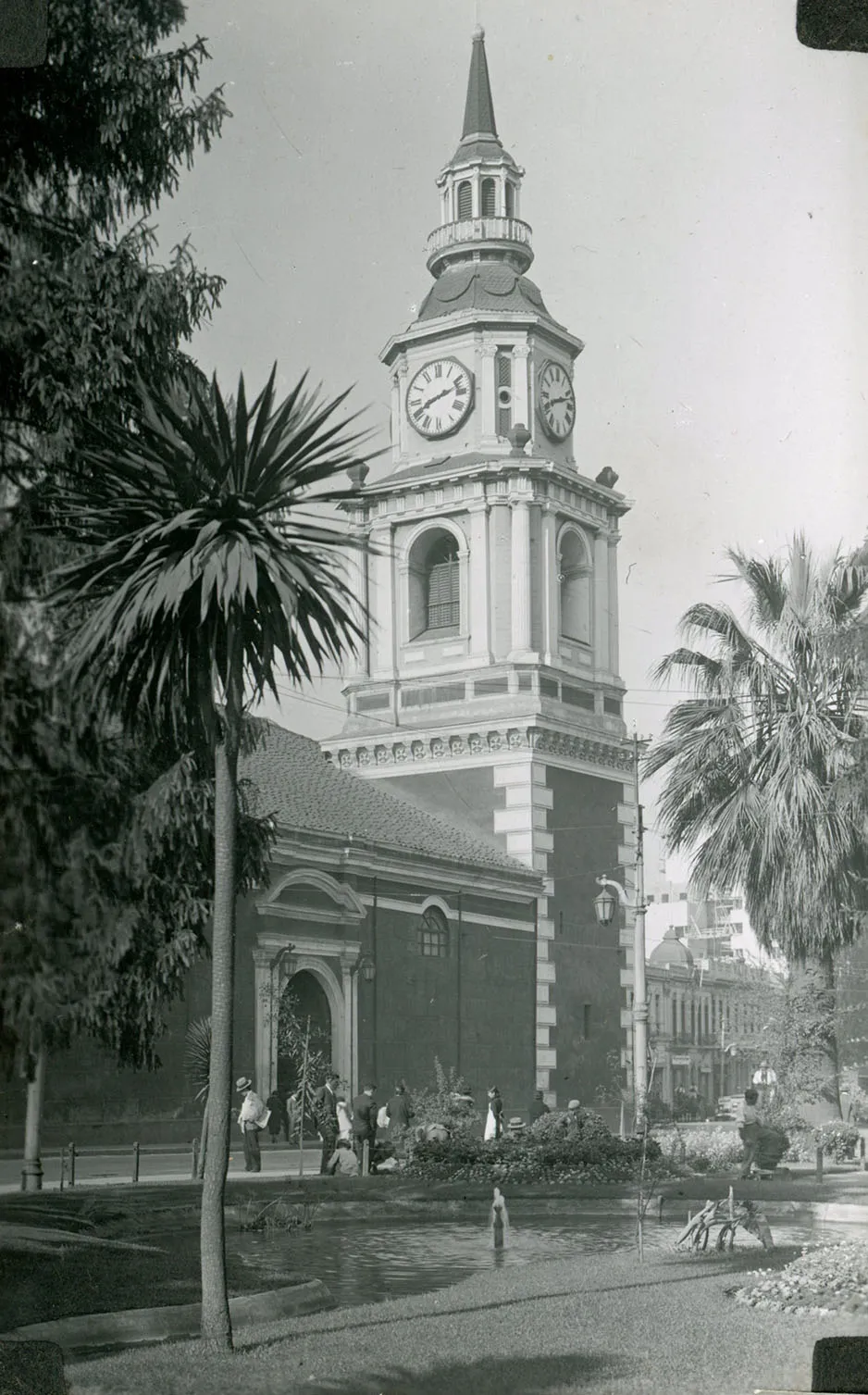Iglesia San Francisco, 1941 — Iglesia San Francisco — 1941 | Chile de Ayer