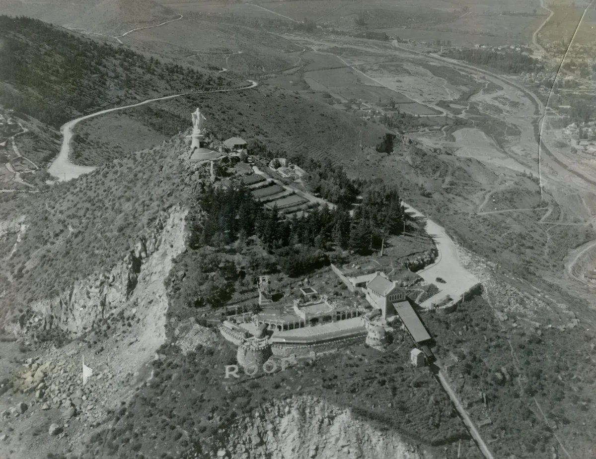 Cerro San Cristóbal C.a 1930 — Santuario de la Inmaculada Concepción — 1930 | Chile de Ayer