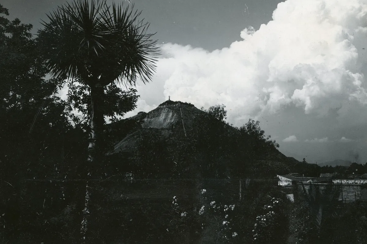 Cerro San Cristobal, C.a 1930 — Cerro San Cristóbal — 1930 | Chile de Ayer
