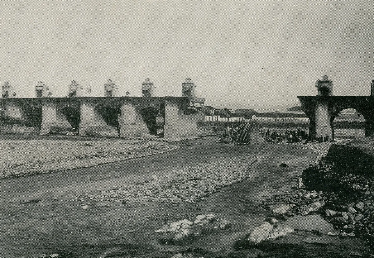 Puente Cal y Canto, 1890 — Puente Cal y Canto — 1890 | Chile de Ayer