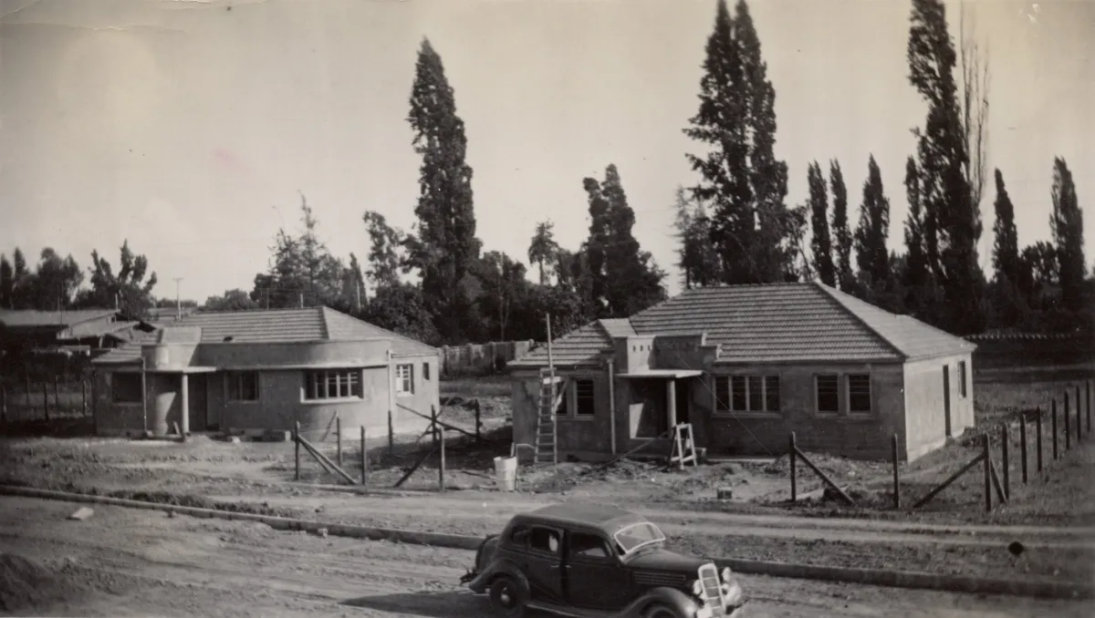Casas en construcción, Las Condes, 1939 — 1939 | Chile de Ayer