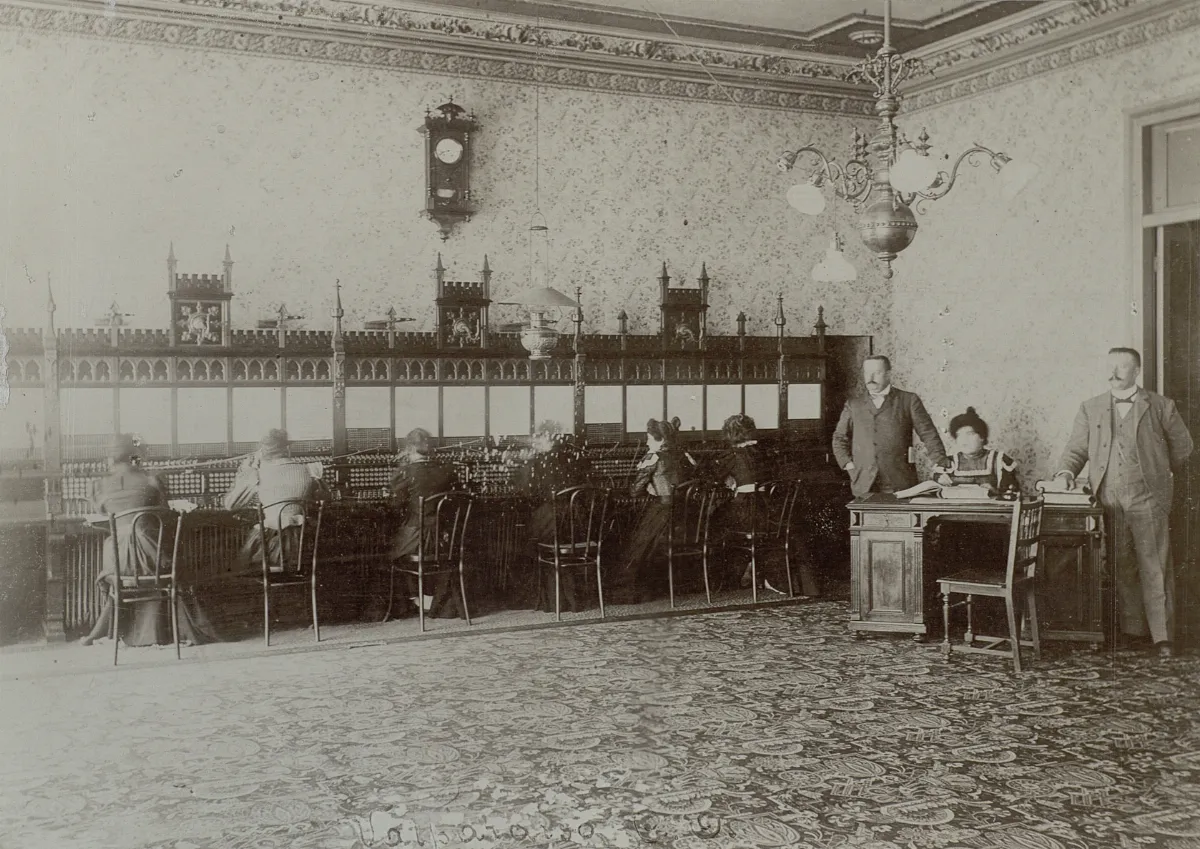 Estación telefónica de Valparaíso, 1897 — 1897 | Chile de Ayer