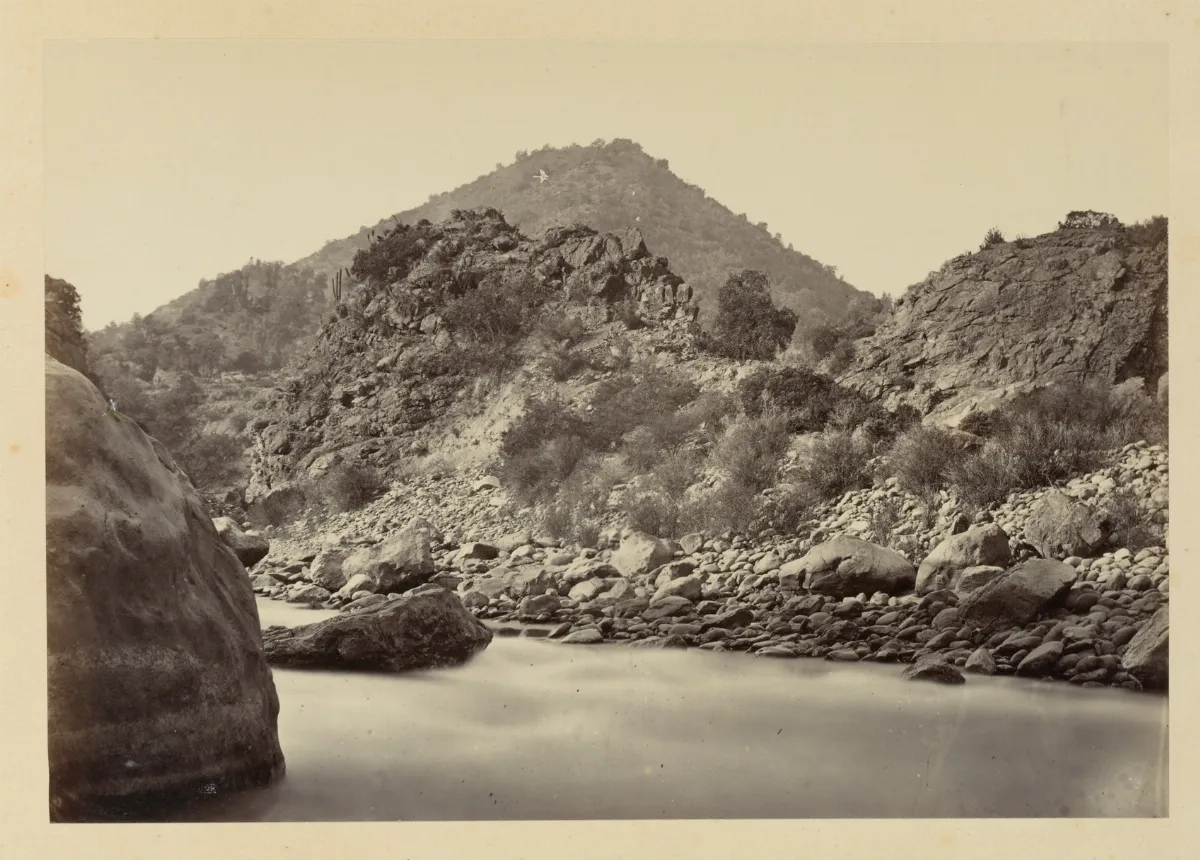Río Cachapoal, cerca de las Termas de Cauquenes, ca. 1868 — 1865 | Chile de Ayer