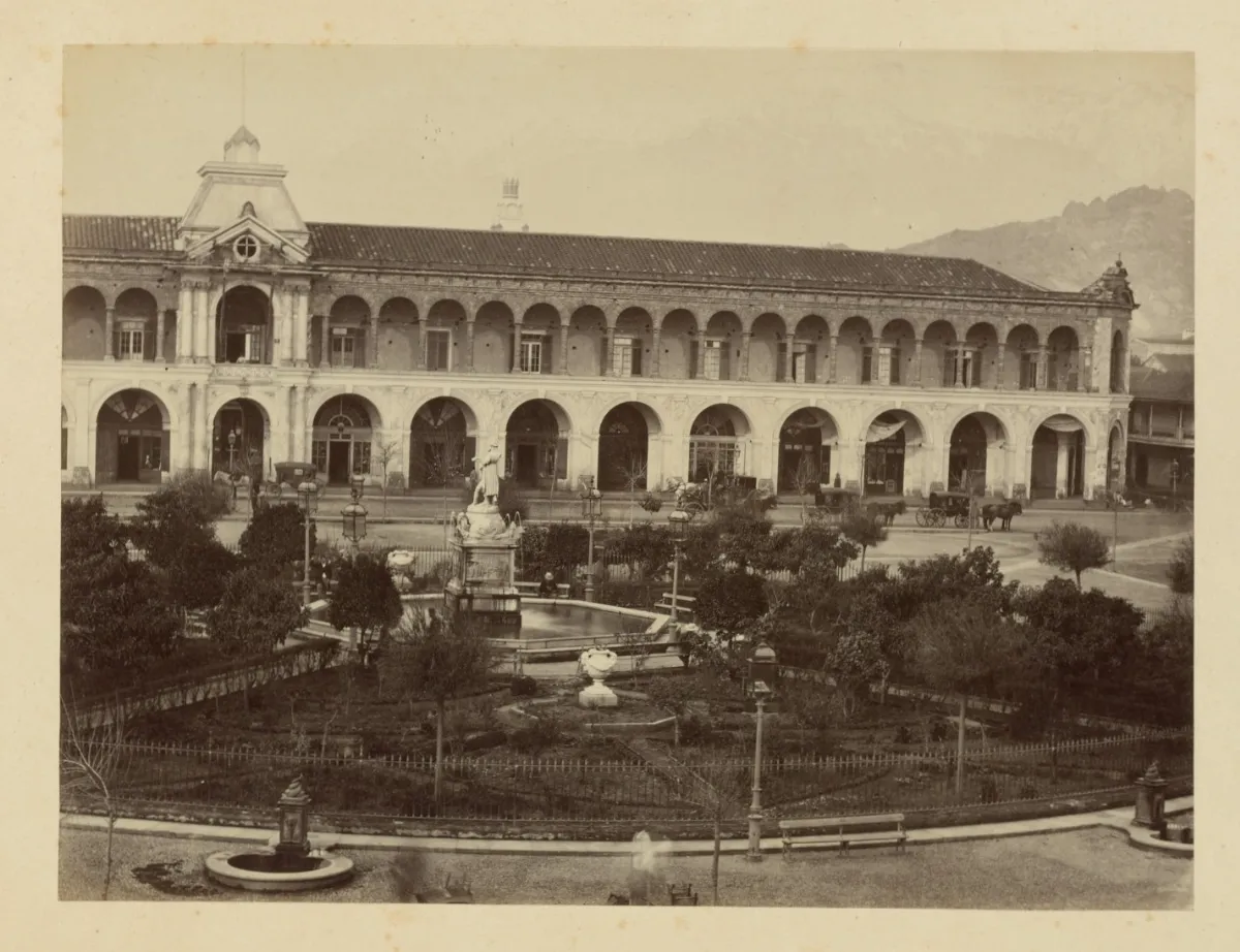 Plaza Mayor o Plaza de Armas de Santiago, ca. 1868 — 1865 | Chile de Ayer