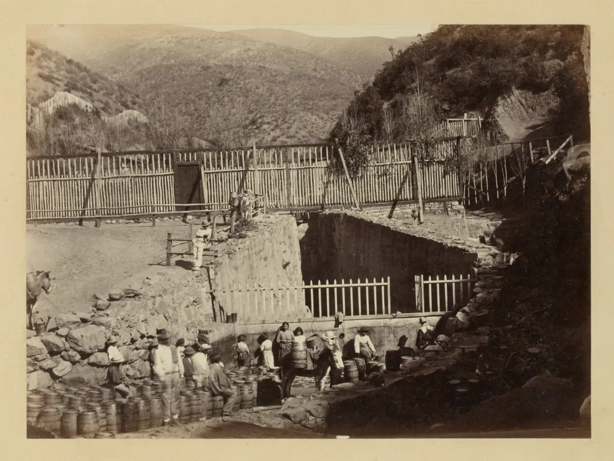 La Gran Cisterna, Valparaíso, 1868 — 1865 | Chile de Ayer