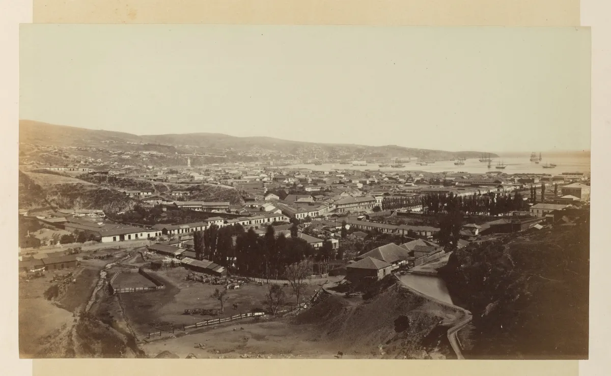 Vista general de Valparaíso, 1868 — 1865 | Chile de Ayer