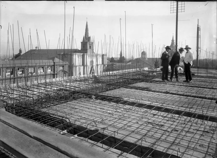 Construcción de la Biblioteca Nacional en 1917 — 1917 | Chile de Ayer