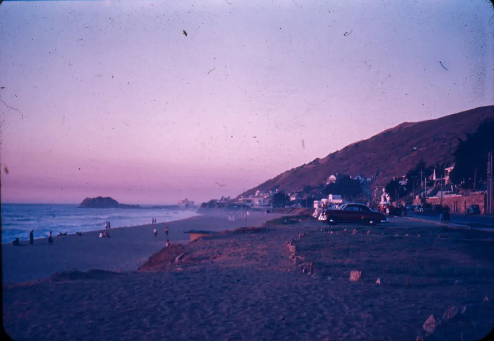 Playa El Encanto, Reñaca, 1953 — Playa El Encanto — 1953 | Chile de Ayer