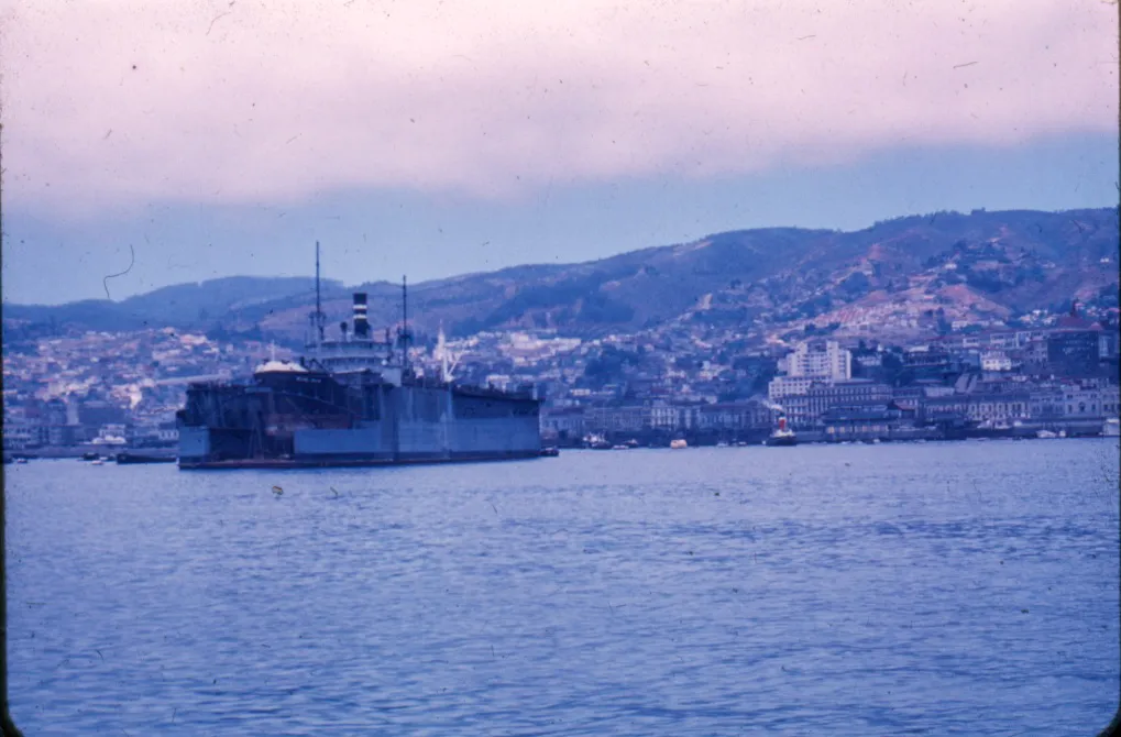 Valparaíso desde el mar, 1953 — Bahía de Valparaíso — 1953 | Chile de Ayer