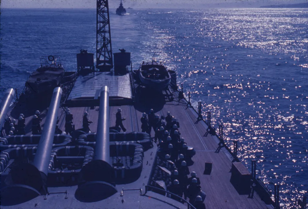 Valparaíso, ejercicios de la Armada de Chile, 1953 — Bahía de Valparaíso — 1953 | Chile de Ayer
