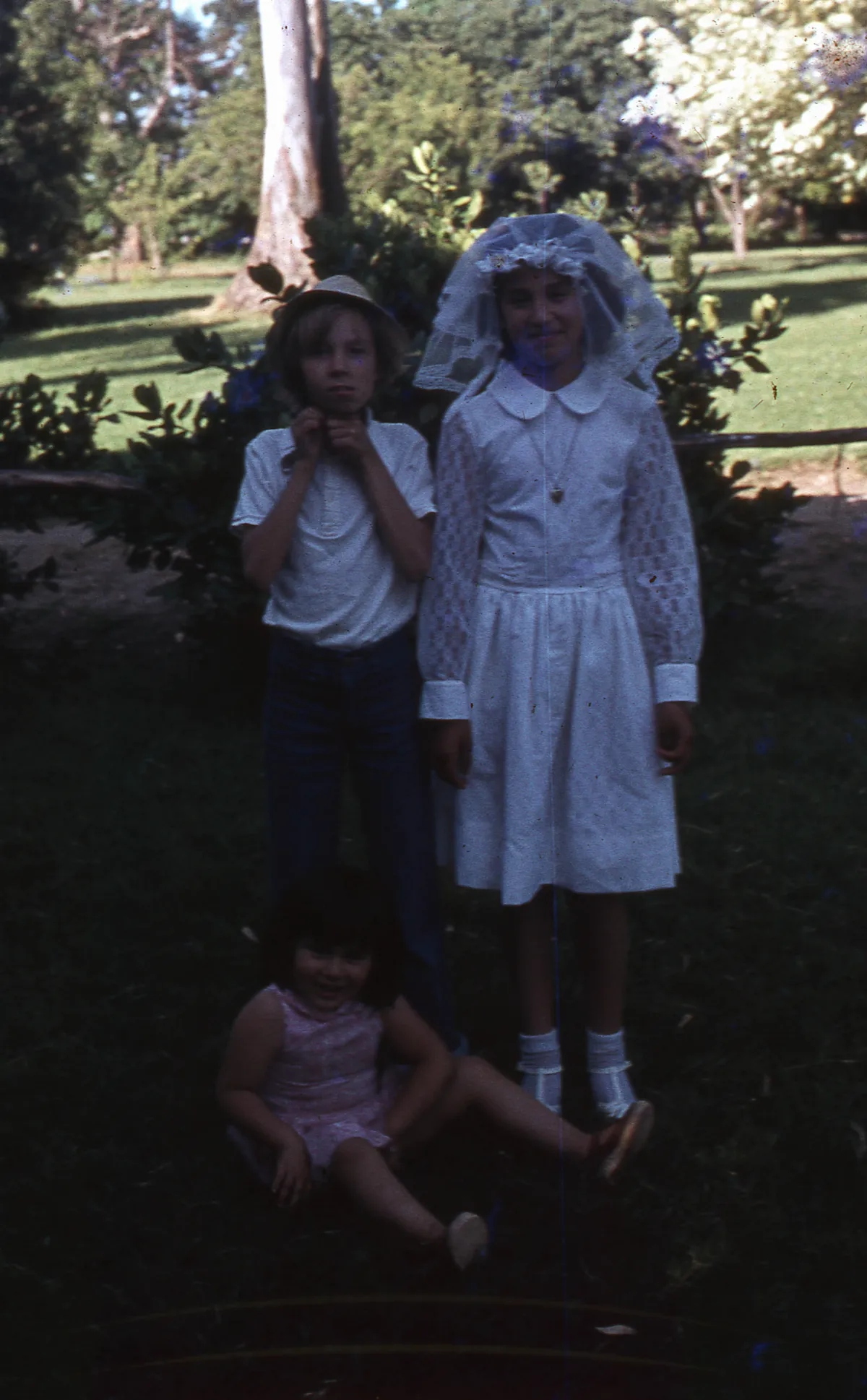 Niños en ceremonia, Longaví 1978 — 1978 | Chile de Ayer
