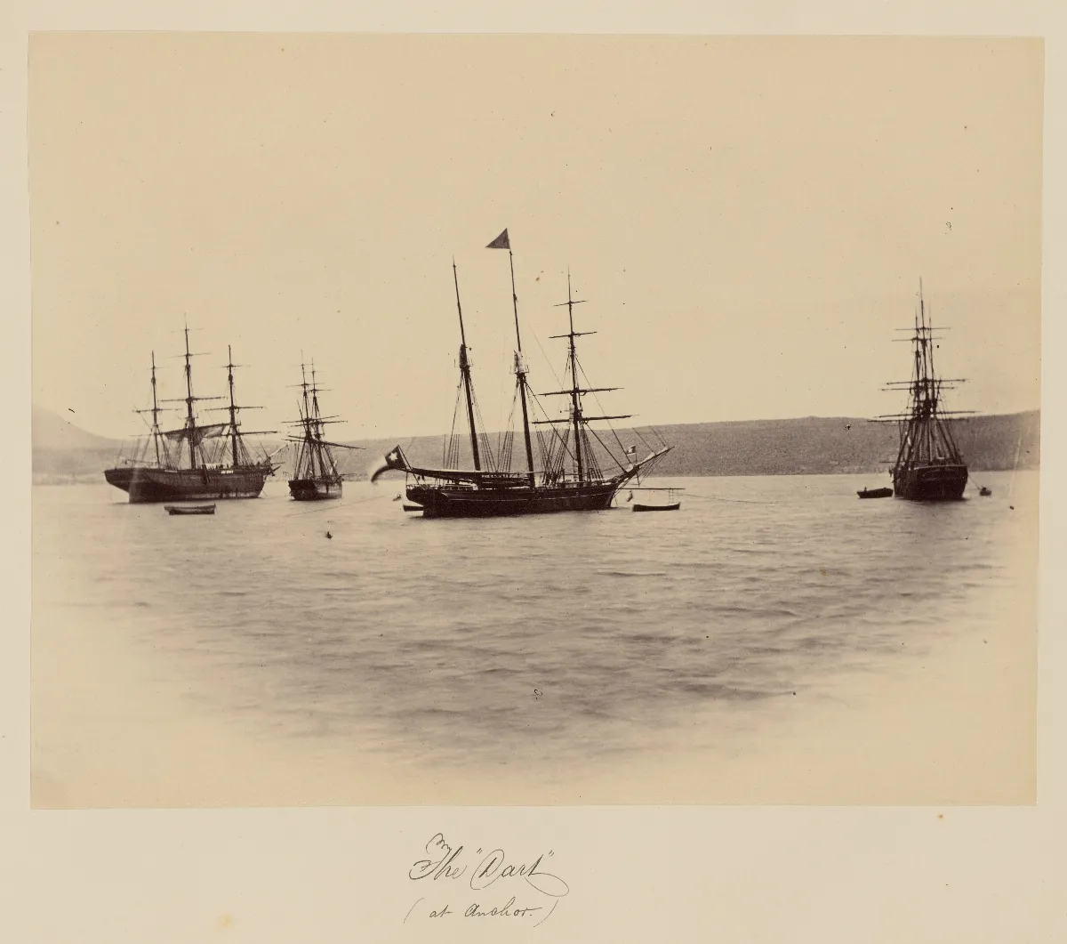 El "Dart" anclado en una bahía, costas chilenas, 1860 — 1860 | Chile de Ayer