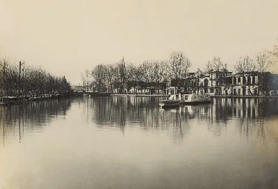 Laguna del Parque Forestal, Santiago año 1910 — Laguna del Parque Forestal — 1910 | Chile de Ayer