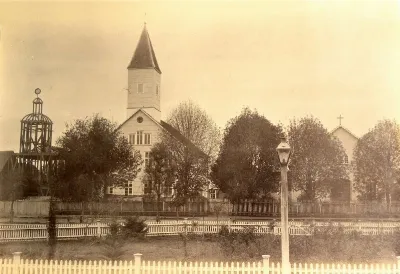 Iglesia y Escuela Alemana en Osorno, 1893. — 1893 | Chile de Ayer