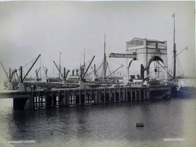 Muelle Fiscal de Valparaíso en 1888 — 1888 | Chile de Ayer