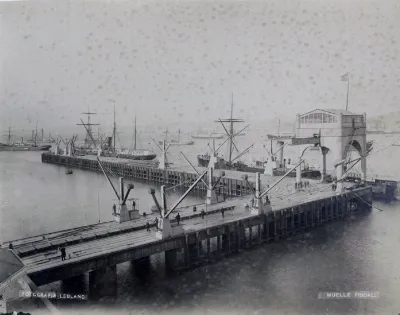 Muelle Fiscal de Valparaíso en 1888 — 1888 | Chile de Ayer