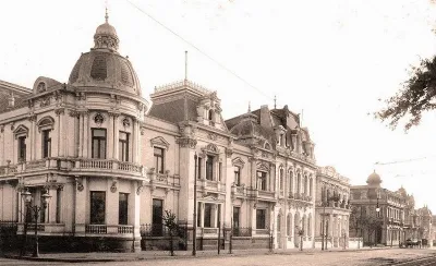 El Palacio Aldunate a principios de 1900s, Santiago — 1900 | Chile de Ayer