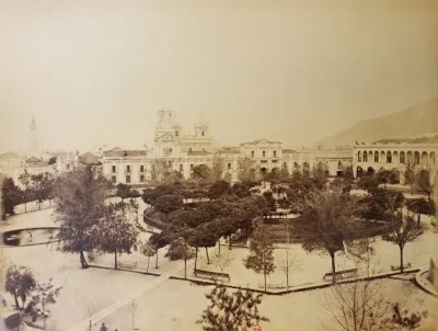 Plaza de Armas Santiago 1883 — 1883 | Chile de Ayer