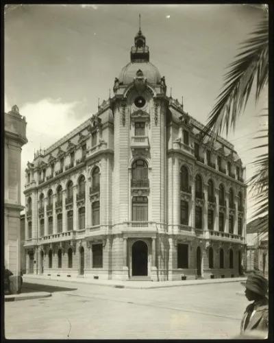 Diario Ilustrado en 1916 actual Intendencia de Santiago — Palacio de La Moneda — 1916 | Chile de Ayer