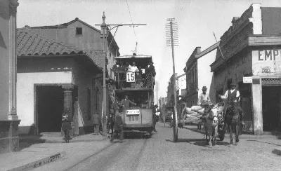 Calle Arturo Prat