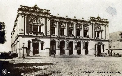 Teatro Victoria en 1902 — Plaza de la Victoria — 1902 | Chile de Ayer