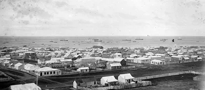 Panorámica de Punta Arenas en 1890 — 1890 | Chile de Ayer