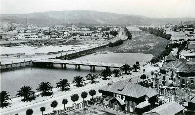 Avenida La Marina