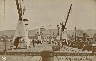 Muelle fiscal de Valparaíso en 1905 — 1905 | Chile de Ayer