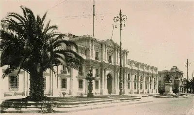 Palacio de La Moneda ca. 1925 — 1920 | Chile de Ayer