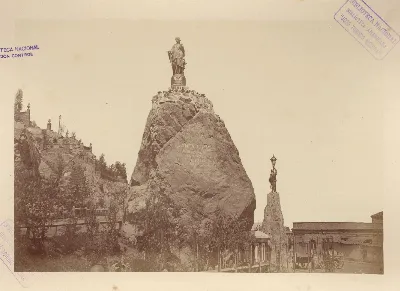 Estatua de Caracas, Cerro Santa Lucía, 1874 — 1874 | Chile de Ayer