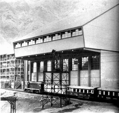 Construcción ,Sewell , ca. 1915 — Estación Sewell — 1915 | Chile de Ayer