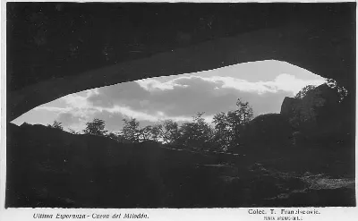 Cueva Milodón, ca. 1920 — 1920 | Chile de Ayer