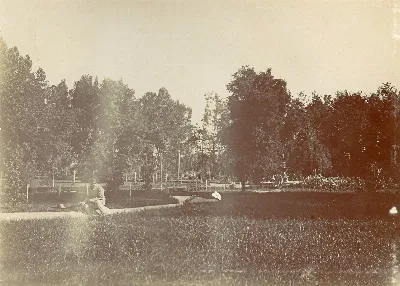 Jardines en algún lugar de la zona central, 1901 — 1901 | Chile de Ayer