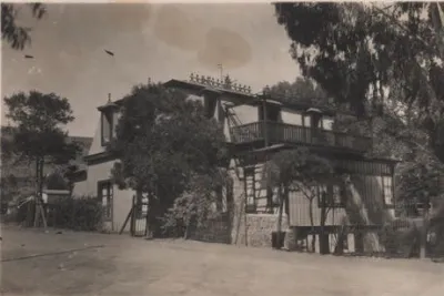 Casa en balneario de Zapallar, 1899 — Zapallar — 1899 | Chile de Ayer
