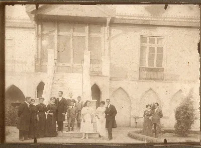 Familia Van De Wyngard en Quinta Normal, 1911 — Quinta Normal — 1911 | Chile de Ayer