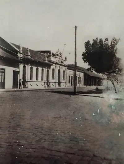 Cabildo de Cauquenes, 1916 — Plaza Vieja de Cauquenes — 1916 | Chile de Ayer
