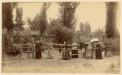 Familia en zona rural, 1888 — Cercanías de Limache — 1888 | Chile de Ayer