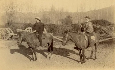 Hombres a caballo, zona central, 1888 — 1888 | Chile de Ayer