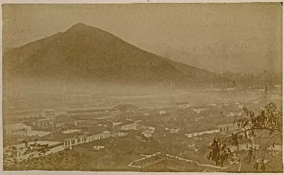 Vista de Santiago desde el Cerro Santa Lucía, 1888 — Cerro Santa Lucía — 1888 | Chile de Ayer