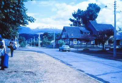 Plaza de Armas Pucón 1978 — Plaza de Armas de Pucón — 1978 | Chile de Ayer
