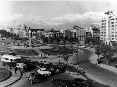 Plaza Baquedano 1944 — Plaza Baquedano — 1944 | Chile de Ayer