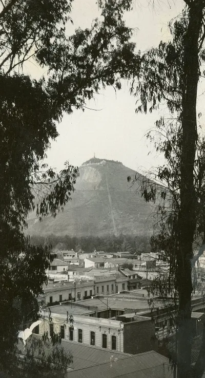 Cerro San Cristobal, C.a 1930 — Cerro San Cristóbal — 1930 | Chile de Ayer