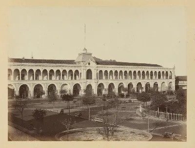 Portal Mac Clure, Plaza Mayor de Santiago, 1868 — 1865 | Chile de Ayer